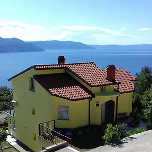  Apartment Matea
